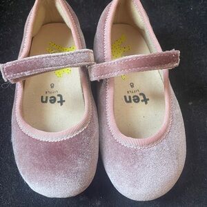 Elegant Pink Velvet Kids Dress Shoes